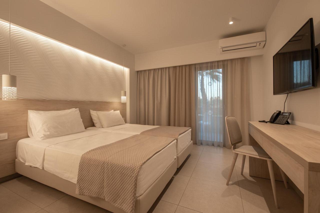 Mythos Suites Hotel Tigaki 외부 사진