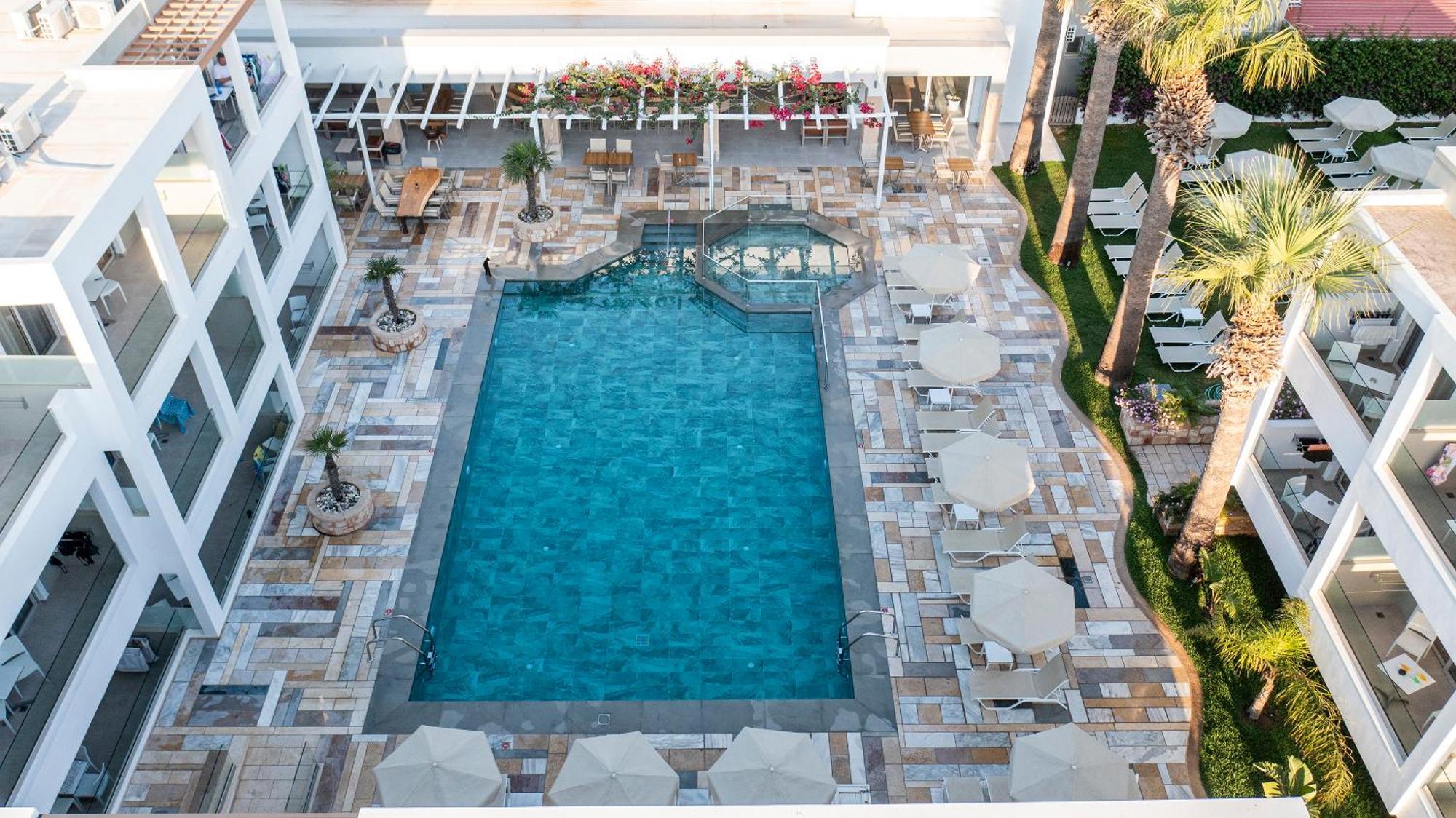 Mythos Suites Hotel Tigaki 외부 사진
