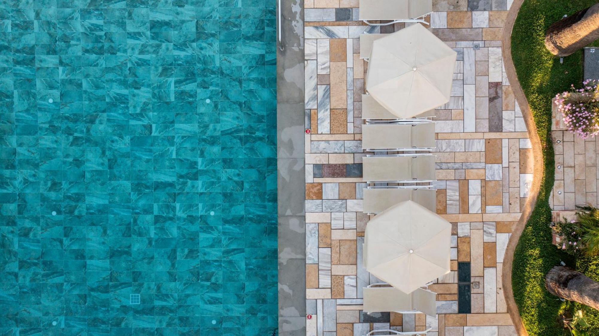 Mythos Suites Hotel Tigaki 외부 사진